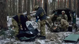 Rusia Lancarkan Serangan Besar ke Ukraina, 8 Orang Tewas