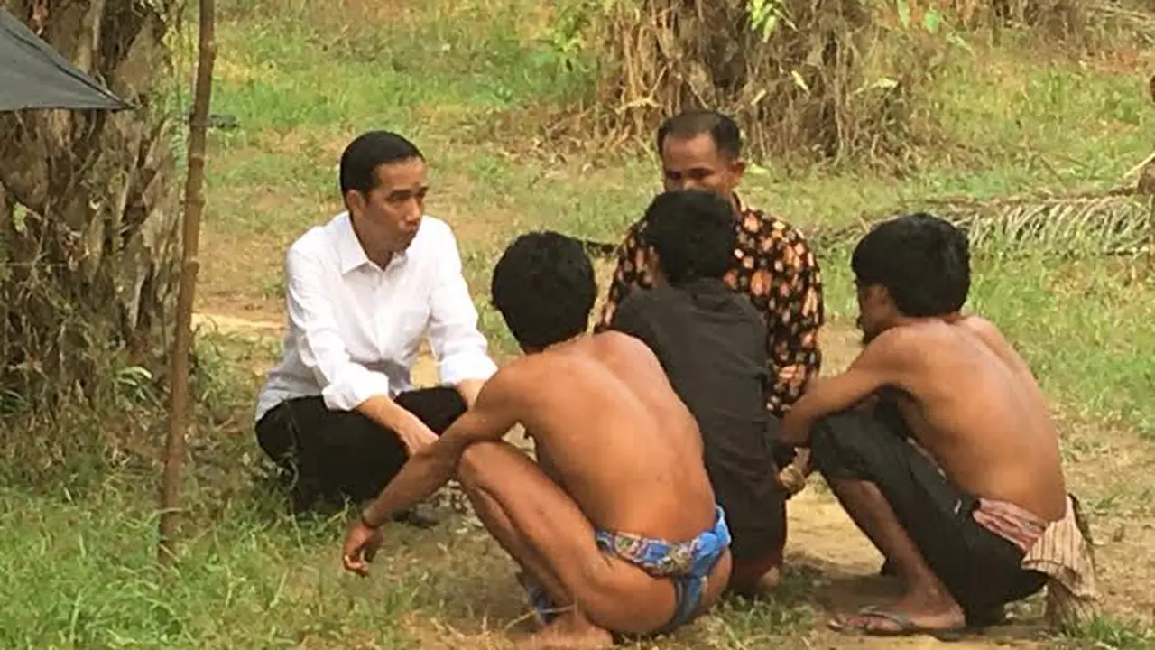 20151030-Jokowi-Suku Anak Dalam-Jambi