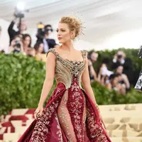 Blake Lively di ajang Met Gala 2018. (Jamie McCarthy / GETTY IMAGES NORTH AMERICA / AFP)
