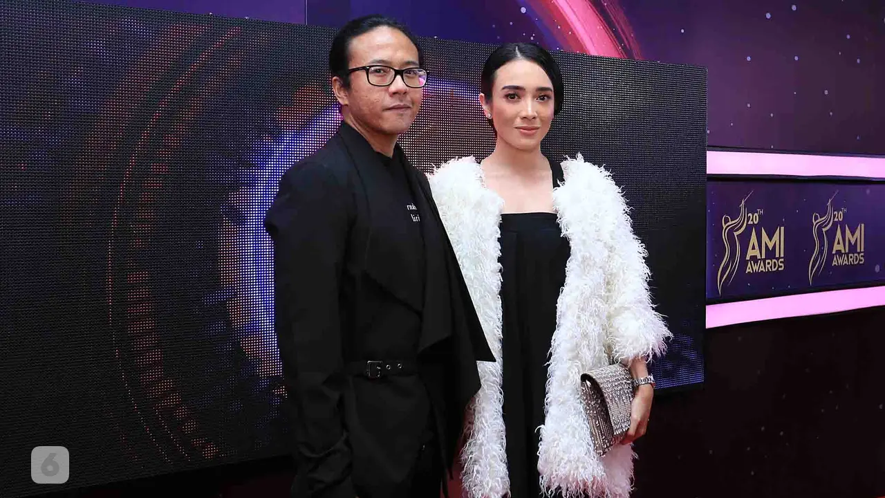 [Bintang] Dhea Ananda dan Ariel Nidji