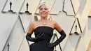 Penyanyi dan aktris Lady Gaga menghadiri Oscar 2019 di Dolby Theatre, Los Angeles, Minggu (24/2). Kalung bernilai sekitar Rp420 miliar itu baru tiga kali digunakan dalam acara perhelatan besar dalam kurun waktu 142 tahun ini. (Jordan Strauss/Invision/AP)