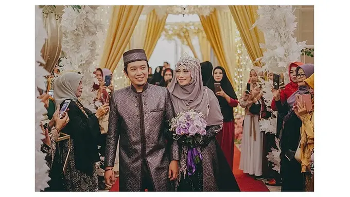 Inka Christie menikah (Sumber: Instagram/mezzophotoupdate)