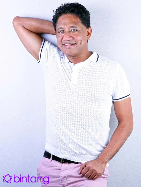 Bernama lengkap Andre Ronal Benito Hehanussa Yance, atau dikenal sebagai Andre Hehanussa, mengeluarkan 2 album secara bergilir pada tahun 2015 ini. (Febio Hernanto/Bintang.com)