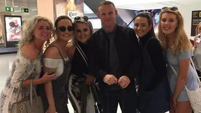 Wayne Rooney bersama lima wanita cantik