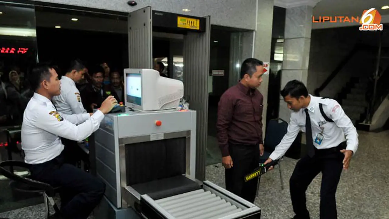 pengamanan-mk-131118b.jpg