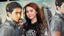 Personel girlband Cherrybelle, Ryn saat acara press screening film Romeo+Rinjani di Epicentrum Walk, Kuningan, Jakarta, Selasa (21/4/2015). Film yang mulai tayang 23 April mendatang itu mengekspos keindahan Gunung Rinjani. (Liputan6.com/Panji Diksana)