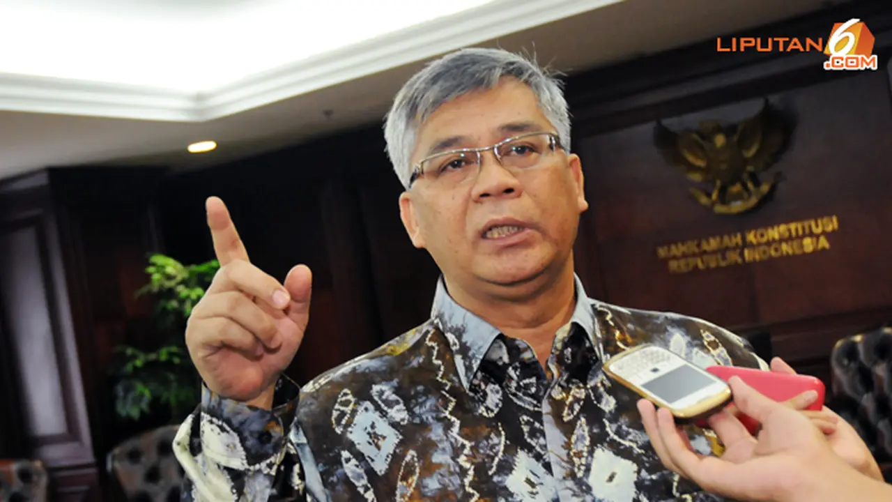 ketua-mk-130425c.jpg