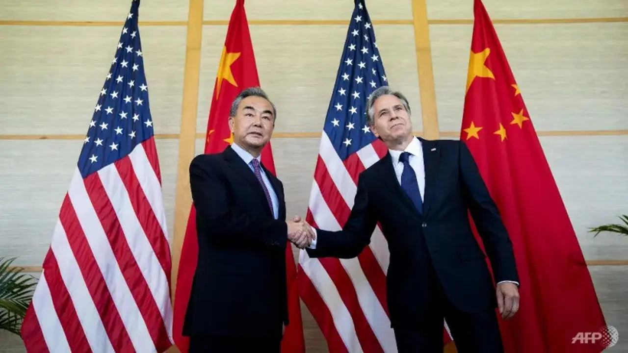 Menteri Luar Negeri AS Antony Blinken dan Menteri Luar Negeri China Wang Yi. (Foto: AFP/Stefani Reynolds)