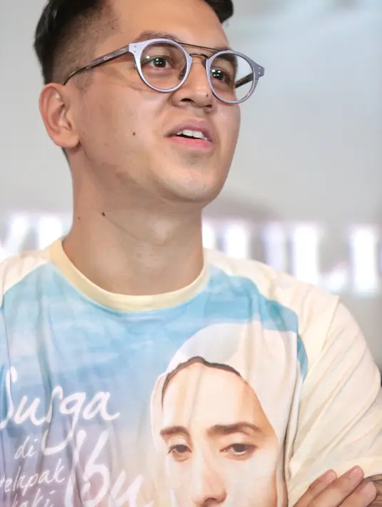 Kevin senang bisa keluar dari zona nyaman. Seperti memerankan sosok Amri. Meski ia juga merasakan kesulitannya. Lantas seperti apa cara pemeran sinetron Bidadari-Bidadari Surga itu mengatasinya. (Adrian Putra/Bintang.com)