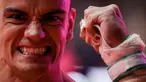 Pesenam Brasil, Caio Souza melakukan selebrasi setelah beraksi pada nomor gelang-gelang kategori final aparatus putra Kejuaraan Dunia Gimnastik 2025 di Indonesia Arena, Senayan, Jakarta, Jumat (24/10/2025). (Bola.com/Bagaskara Lazuardi)