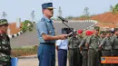 Citizen6, Sentul: WaasopsPanglima TNI Laksma TNI Widodo menutup latihan Satgas Force Headquarters Support Unit (FHQSU) Konga XXVI-E1/Unifil dan satgas Force Protection Company (FPC) Konga XXVI-E2/Unifil TA. 2012. (Pengirim: Badarudin Bakri)
