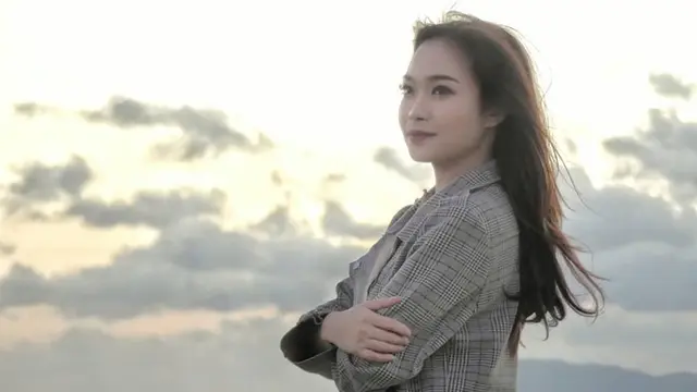 Masih Ingat Inka Marindra Mamamia? Ini 7 Potret Terbarunya yang Makin Memesona