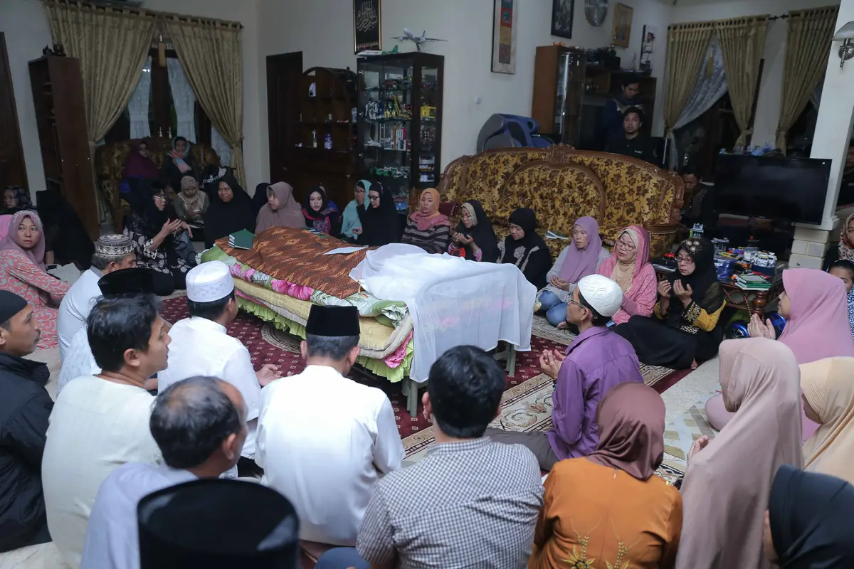 [Bintang] Rumah Duka Tukul Arwana