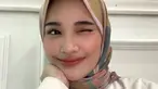 Adzana Shaliha atau akrab disapa Ashel, member JKT48 yang penampilannya selalu curi perhatian. Termasuk saat Ashel tampil berhijab. Potret Ashel berhijab ini berhasil banjir pujian dari fans. (Liputan6.com/IG/jkt48.ashel)