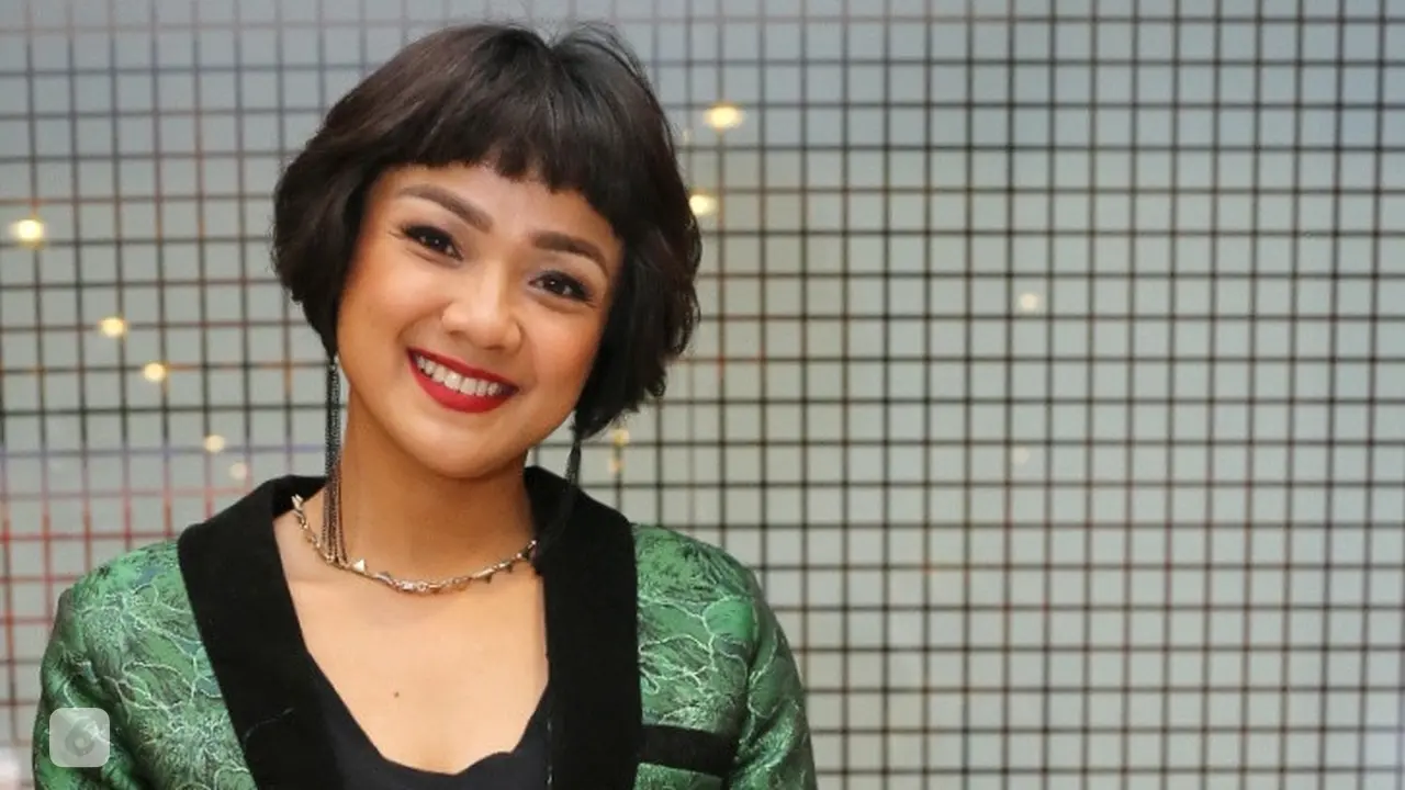 [Bintang] Nirina Zubir
