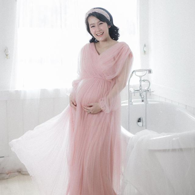 Potret Baby Bump 7 Artis saat Hamil Kedua, Tetap Memesona