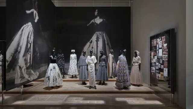 Melihat Wujud Cinta Christian Dior pada Jepang Melalui Pameran ‘Designer of Dreams’ Tokyo
