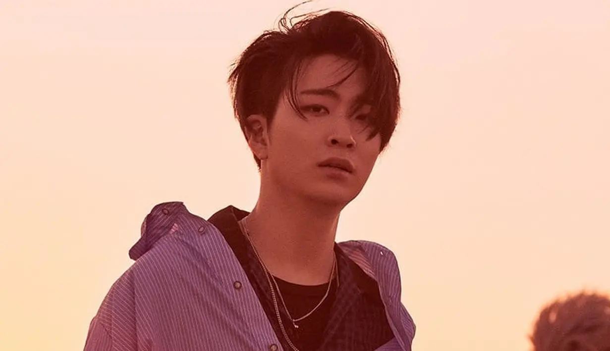 Melalui akun Instgram pribadinya, Youngjae mengungkapkan jika ada sasaeng yang sudah mengganggu privasinya dengan spam pesan di KakaoTalk. Ia pun memohon agar sasaeng itu berhenti mengganggunya. (Foto: soompi.com)