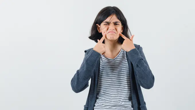 llustrasi Perempuan Sakit Gigi