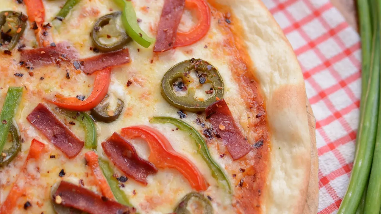 Tak Gunakan Microwave, Pizza dari Yogyakarta Ini Gunakan Tungku Kayu
