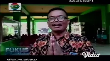 Berbagai cara untuk mencegah penyebaran virus corona, di antaranya adalah menjaga kebersihan lingkungan dan merubah cara bersalaman. Seperti yang dilakukan oleh siswa- siswi SMPN 13 Surabaya.