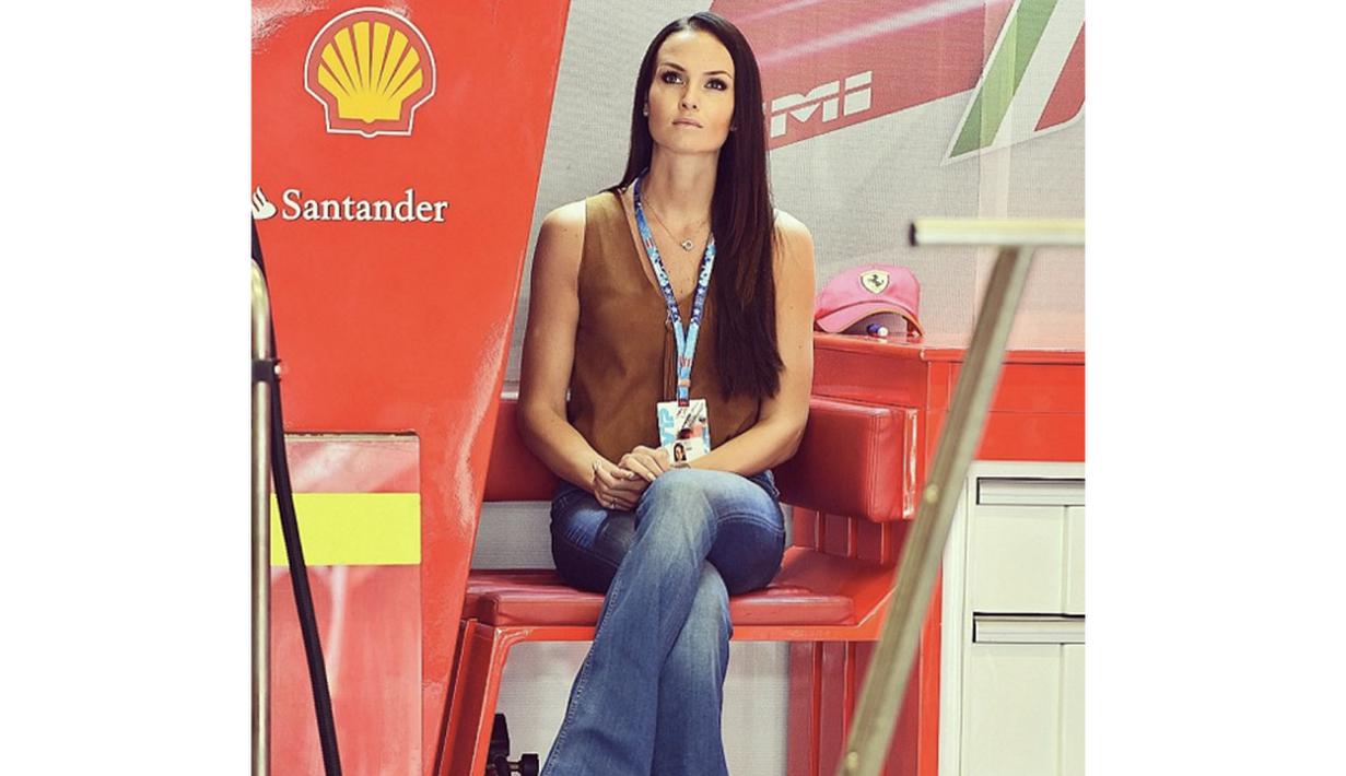 Saat ini Minttu Vrtnanen dan Kimi Raikkonen telah memiliki seorang putra yang diberi nama Robin Raikkonen. (Bola.com/Instagram)