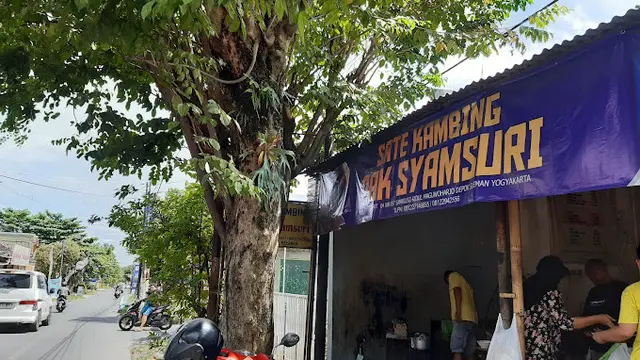 Sate Kambing Pak Syamsuri (GMaps/ Yusup Priyasudiarja)