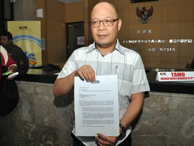 PT Pertamina Persero melaporkan Ketua Pengadilan Negeri (PN) Jakarta Pusat, Gusrizal ke KPK, (25/9/14). (Liputan6.com/Miftahul Hayat) 