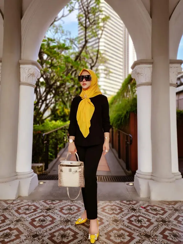 Syahrini Jalani Puasa di Singapura