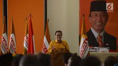 Ketua Umum Partai Hanura Marsekal Madya TNI (Purn) Daryatmo memberikan sambutan saat pembukaan Rapimnas 1 tahun 2018 Partai Hanura di DPP Hanura, Jakarta, Kamis (5/4). (Merdeka.com/Imam Buhori)