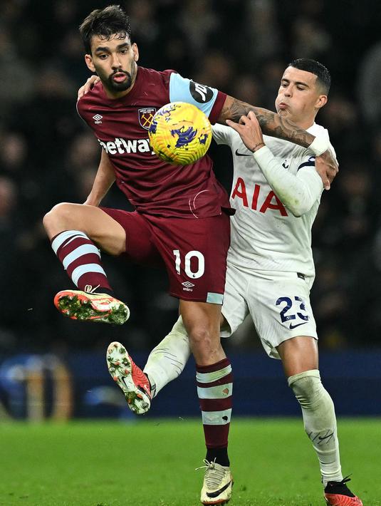 Dengan hasil ini, Tottenham menempati posisi kelima klasemen dengan nilai 27, tertinggal tiga angka dari Manchester City di posisi keempat. (Ben Stansall / AFP)