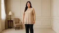 8 Model Tunik Brokat untuk Orang Gemuk, Tampil Cantik dan Proporsional