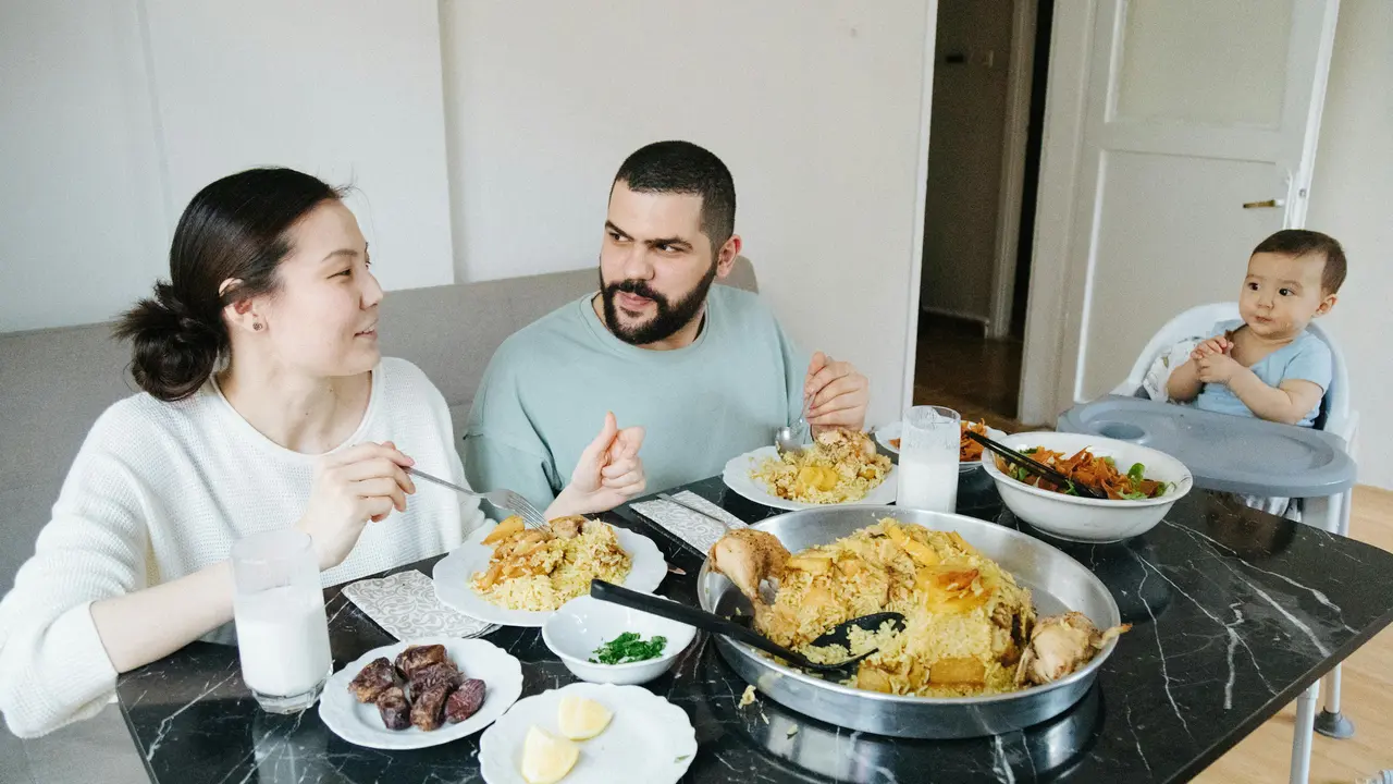 5 Kuliner Timur Tengah Paling Terkenal Enak dan Bikin Nagih