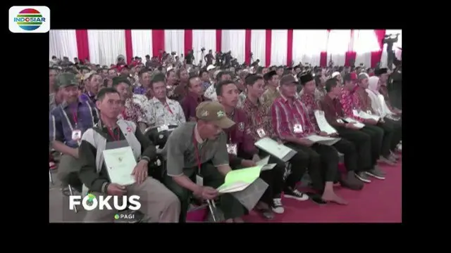 Presiden Jokowi Bagikan Ribuan Sertifikat Tanah di Lampung Tengah