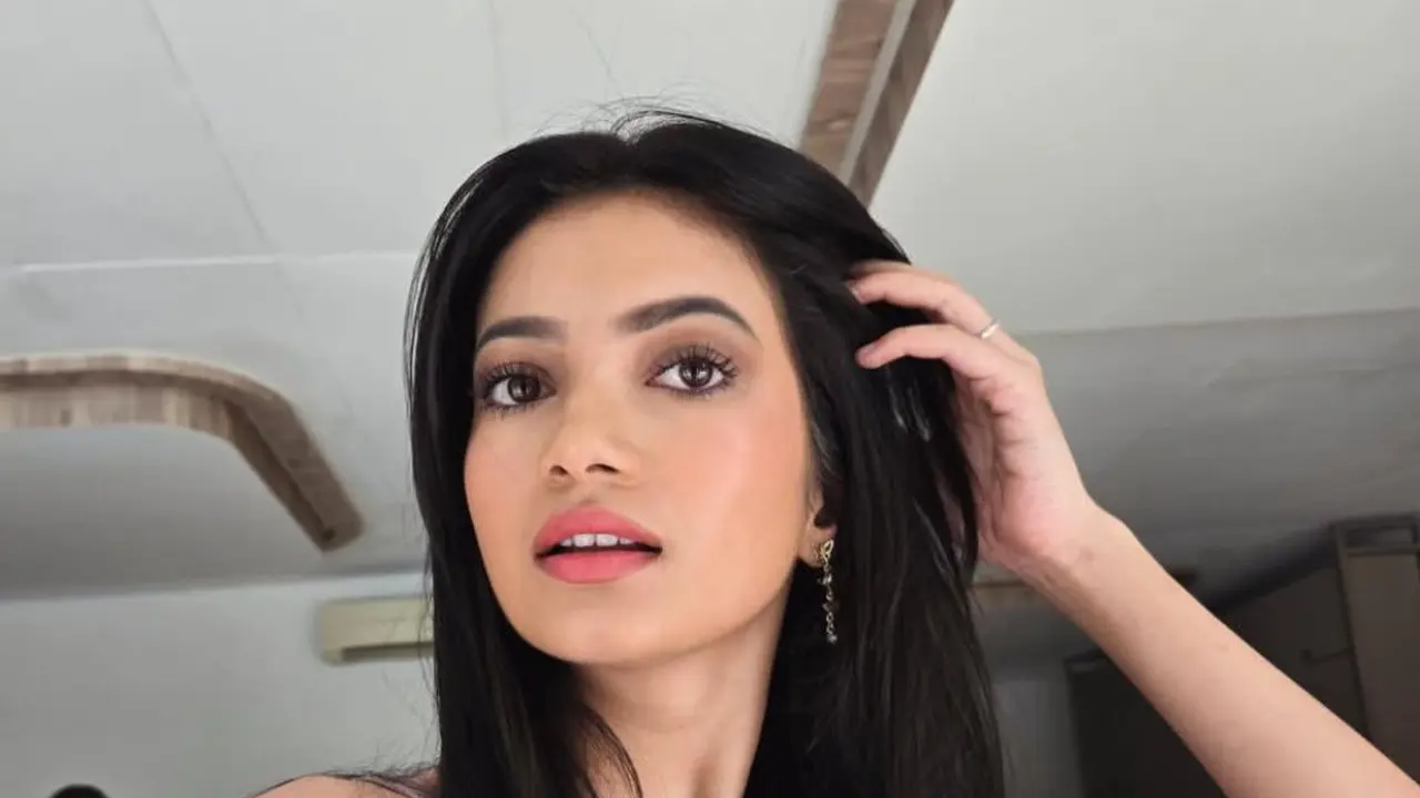 Pesona Ratu Sofya bikin netizen terpana. (credit:instagram.com/ratusfy_)