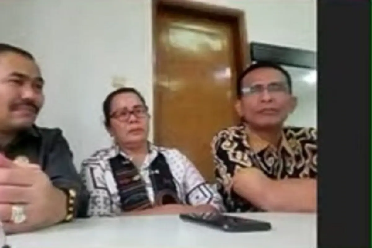 Orangtua Brigadir J (Foto: YouTube)