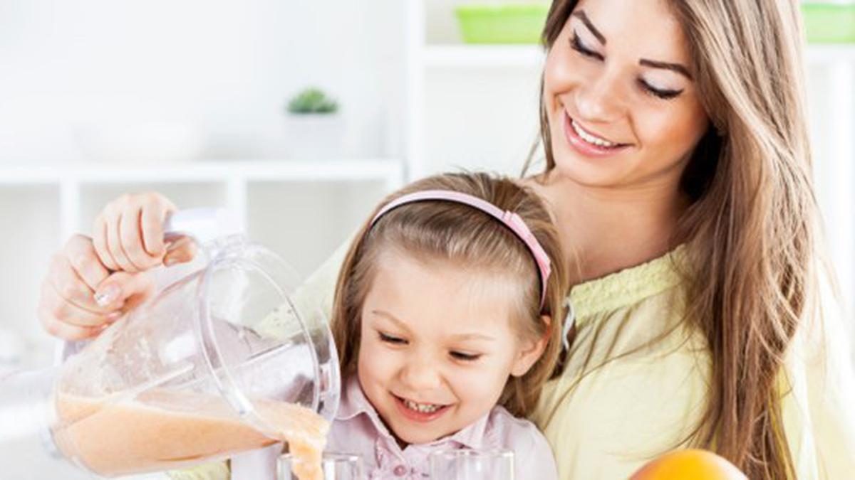 Whipped Cream dan Creamy Pesto Ternyata Bisa Diolah Dengan Blender Lho