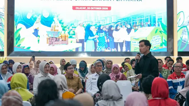 Silaturahmi dan Dialog Wapres Gibran Rakabuming Raka dengan Pegiat Bank Sampah dan Pelaku UMKM Binaan Pertamina. (Foto: Pertamina)