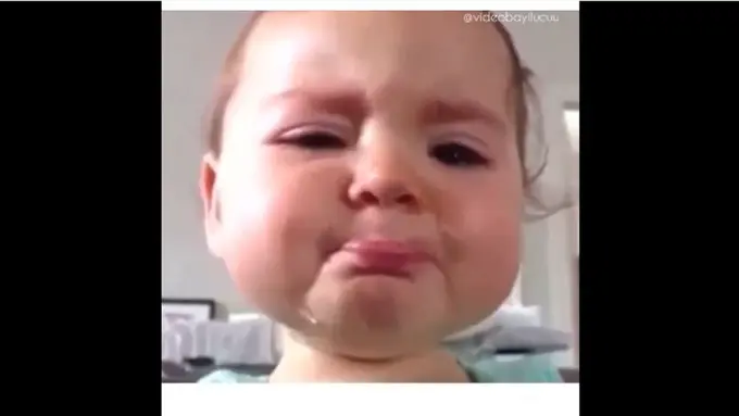Menangis Haru, Bayi Lucu Ini Malah Buat Kamu Ketawa Ngakak!