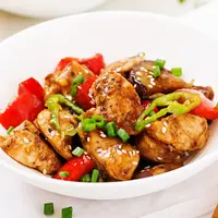 ilustrasi tumis ayam fillet/copyright by Timolina (Shutterstock)