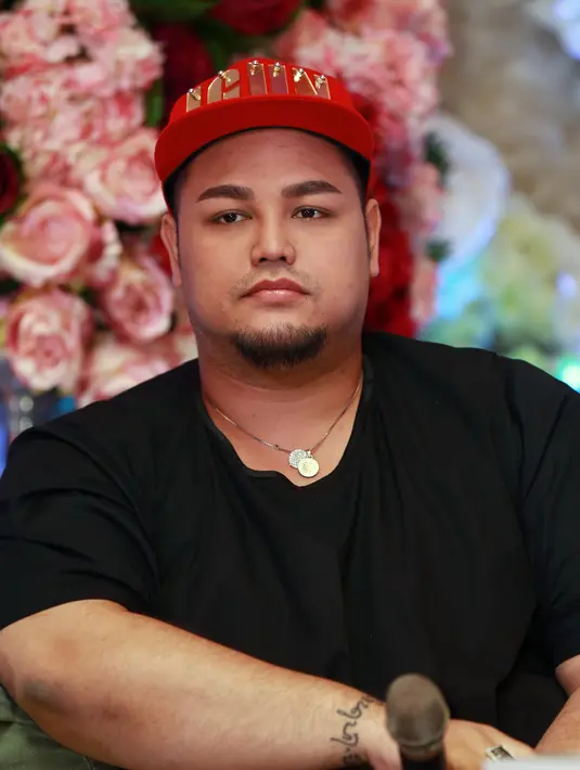 Setelah hubungan asmaranya dengan Ayu Ting Ting kandas, kini Ivan Gunawan mengaku telah menemukan tambatan hati yang masih dia rahasiakan identitasnya. (Wimbarsana/Bintang.com)