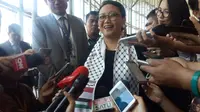 Menteri Luar Negeri Indonesia Retno Marsudi menggunakan scraf berlambang bendera Palestina 9Liputan6.com/Putu Merta)