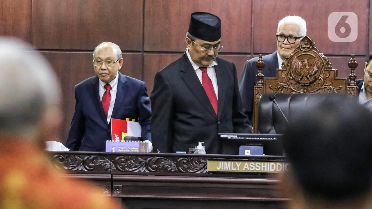 MKMK Putuskan Hakim Konstitusi Terbukti Lakukan Pelanggaran Kode Etik