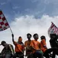 Kibaran bendera The Jakmania turut meramaikan laga uji coba yang berakhir imbang 2-2. (Bola.com/Vitalis Yogi Trisna)