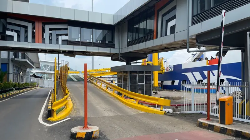 Dalam rangka optimalisasi layanan pelabuhan, PT ASDP Indonesia Ferry (Persero) terus menambah fasilitas penunjang bagi pengguna jasa di Pelabuhan Merak dan Bakauheni.
