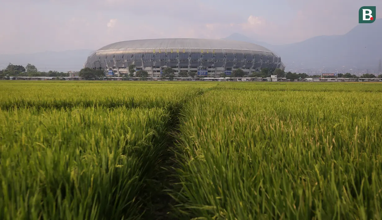 Dengan segala keunggulan dan keindahannya, Stadion GBLA diharapkan mampu membawa hasil indah bagi Timnas Garuda yang akan menghadapi Curacao dalam pertemuan pertama FIFA Matchday September 2022. Semoga! (Bola.com/Bagaskara Lazuardi)