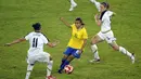 Marta dianggap sejajar dengan Pele di sepakbola Brasil. Walaupun belum pernah memenangi Piala Dunia, Marta telah mencetak 15 gol di Piala Dunia dan lima kali terpilih sebagai Pesepakbola Wanita Terbaik Dunia FIFA. (AFP/Michael Kappeler)