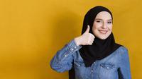 Ilustrasi Perempuan Muslim Credit: freepik.com