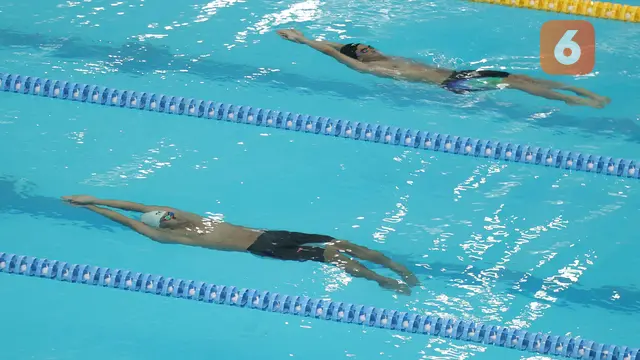 Foto: Aksi Perenang Muda di Hari Pertama Indonesia Open Aquatic Championships (IOAC) 2025
