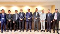 Menteri Koordinator Bidang Perekonomian Airlangga Hartarto. Perhelatan Indo-Pacific Economic Framework (IPEF) Ministerial Conference telah diselenggarakan pada tanggal 26-27 Mei 2023 di Detroit, Amerika Serikat, merupakan pertemuan Tingkat Menteri antara 14 negara mitra yang telah tergabung dalam Indo-Pacific Economic Framework for Prosperity (IPEF) – yang mewakili lebih dari 40% ekonomi dunia dan 28% perdagangan barang dan jasa secara global. (Sumber: ekon.go.id)